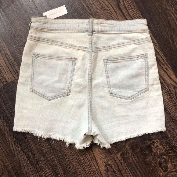 Anthropologie Pilcro High Waisted Denim Shorts - Picture 4 of 4